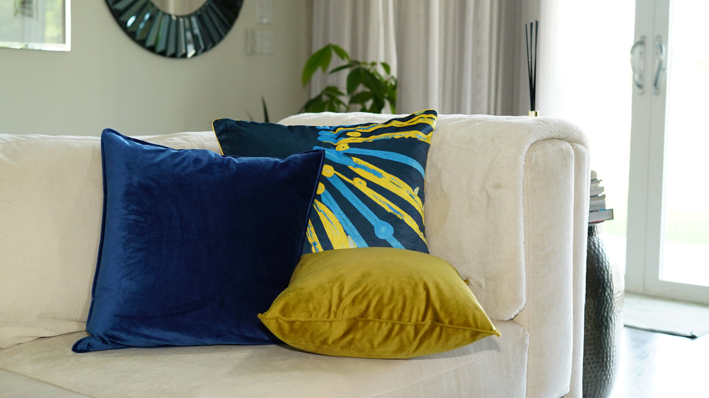 Matsatse Velvet Throw Pillow (Cushion) Cover